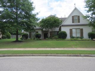 1955 Templeton Cir, Piperton, TN 38017-0871