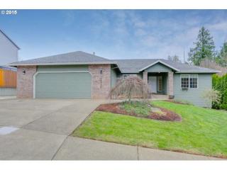 36935 Eldridge Dr, Sandy, OR 97055-8320