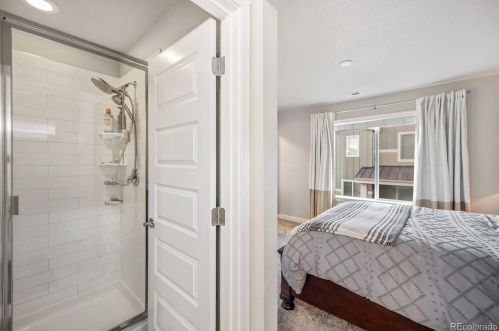 2418 Troy Ct, Aurora CO 80011-6641 exterior