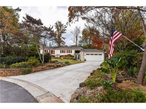 1709 Macby Dr, Marietta, GA 30066-4225