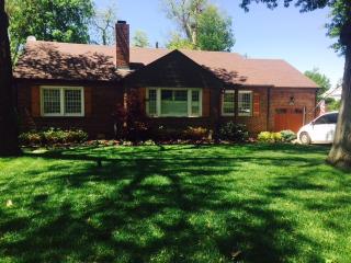 3824 Saint Louis Ave, Tulsa OK  74105-3323 exterior