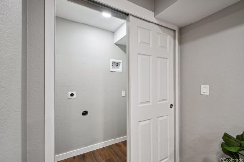 842 Grove St, Denver CO  80204-3223 exterior
