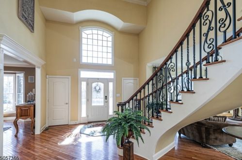 11 Turtle Ct, Flemington, NJ 08822-5947