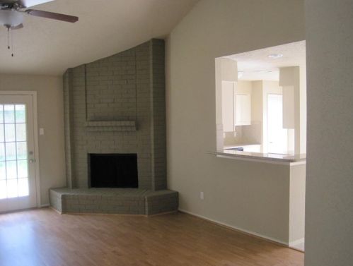 6822 Harpers Dr, Richmond TX  77469-5912 exterior