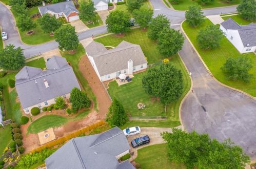 1015 River Plantation Dr, Holly Springs GA  30188-2388 exterior