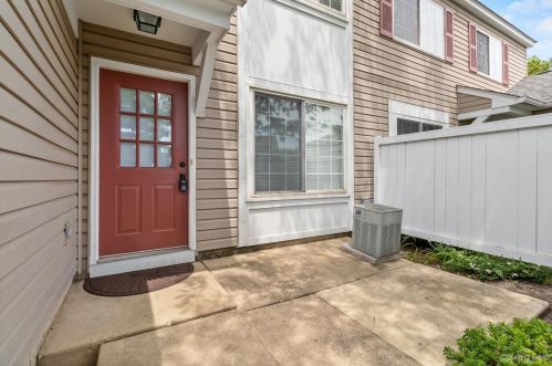1536 Normantown Rd, Naperville IL  60564-5894 exterior