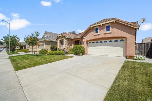 661 Sweet Bay Cir, Vacaville, CA 95687-8000
