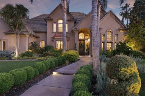 10248 Whitetail Dr, Valley Home, CA 95361-9761