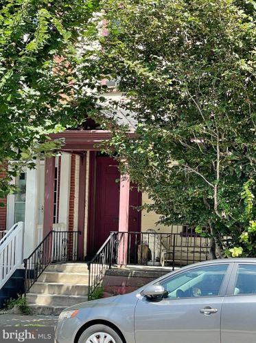 607 Lime St, Lancaster, PA 17602-4325