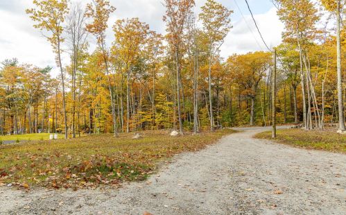 207 Rhododendron Rd, Fitzwilliam NH  03447-3026 exterior