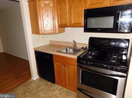 9038 Watchlight Ct, Columbia, MD 21045-4227