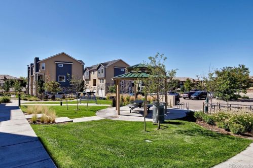 6749 Tempe Ct, Aurora CO  80016-2778 exterior