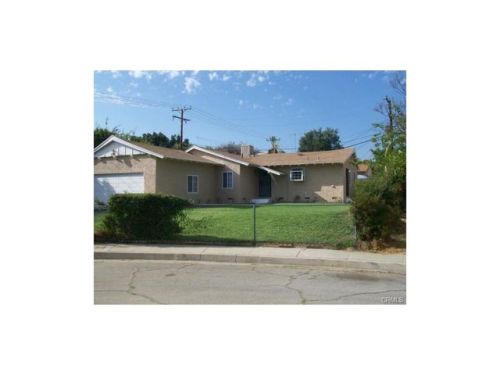 2894 Saint Elmo Dr, Rialto, CA 92376-5344