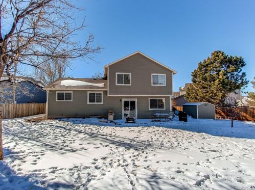 20695 Oxford Pl, Denver CO 80014-5137 exterior