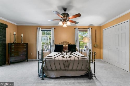 104 Cliff Ave, Lancaster PA  17602-4700 exterior