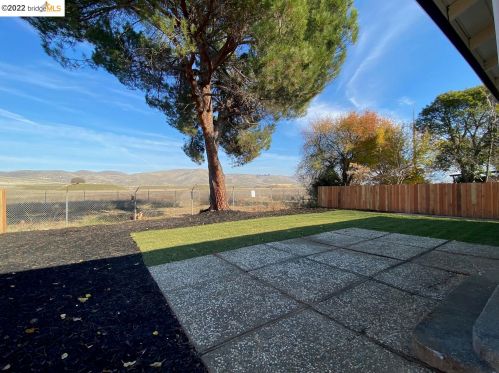 1834 Elkwood Dr, Concord CA  94519-1122 exterior