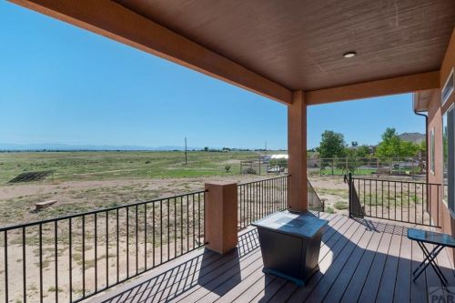 371 Desert Cove Dr, Pueblo CO  81007-2500 exterior