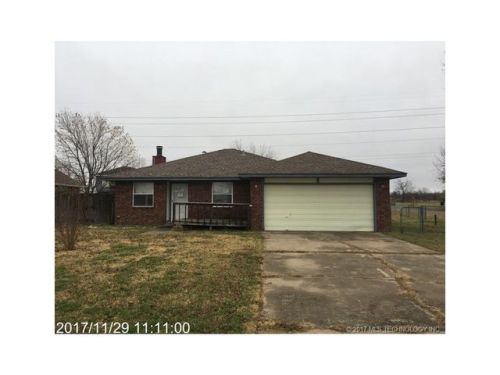9701 43rd East Ave, Owasso, OK 74073-4537