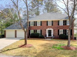 2250 Rushmore Dr, Marietta, GA 30062-6540