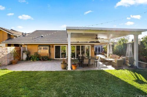 8 Campanero, Irvine CA  92620-1821 exterior