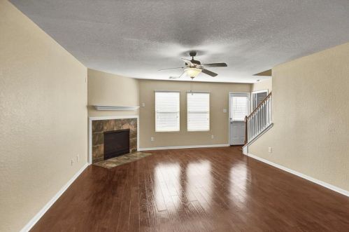 16775 Warbler Dr, Conroe TX  77385-3769 exterior