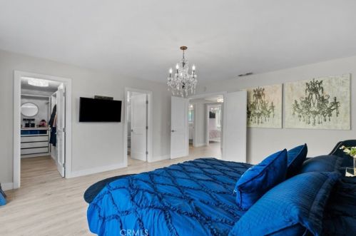 1130 Old Phillips Rd, Glendale CA  91207-1112 exterior