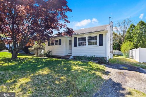 1640 Hollywood Ave, Blenheim, NJ 08012-5013