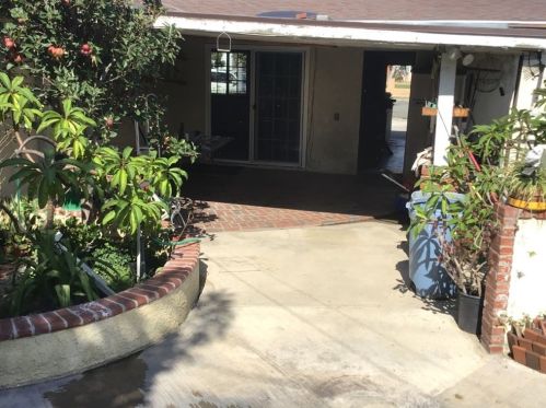 1302 Arlington Ave, Anaheim CA  92801-2003 exterior