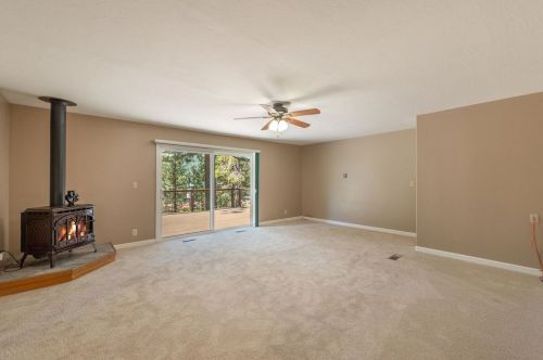 11567 Brook Ln, Truckee, CA 96161-4926
