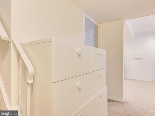 5271 Bradgen Ct, Springfield VA  22151-3505 exterior