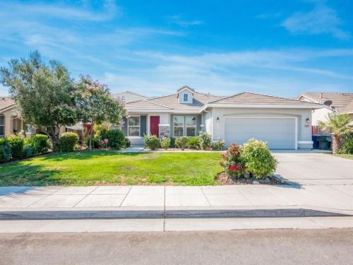 918 Mango Ave, Madera, CA 93637-6253