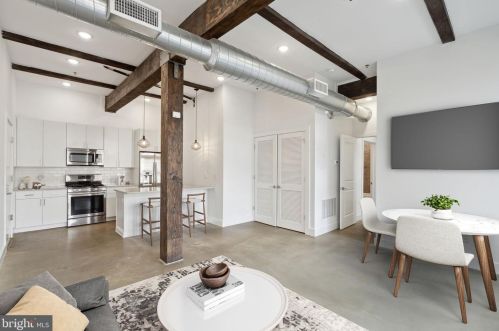 1508 Mascher St, Philadelphia, PA 19122-3995