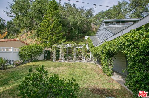 1463 Beaudry Blvd, Glendale CA  91208-1707 exterior