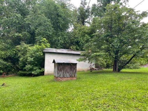 1410 Humphries Rd, Conyers, GA 30012-2022