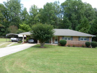 410 Lanham St, Greenwood, SC 29649-2232