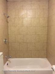 791 Bolton St, Savannah GA  31401-6041 exterior