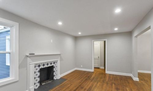 656 Charlotte Pl, Atlanta GA  30318-6375 exterior