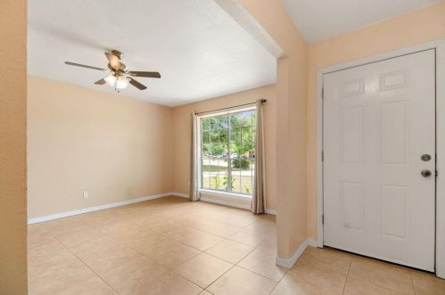 521 Gardenia St, Angleton TX 77515-4865 exterior