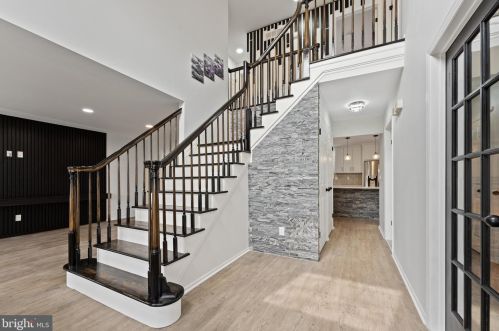 61 Andover Way, Trenton NJ  08610-1201 exterior