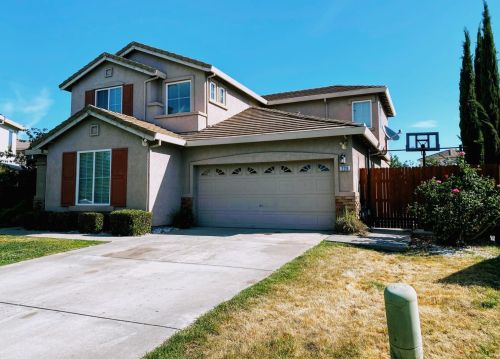 220 Cicero Cir, Elk Grove, CA 95758-7257