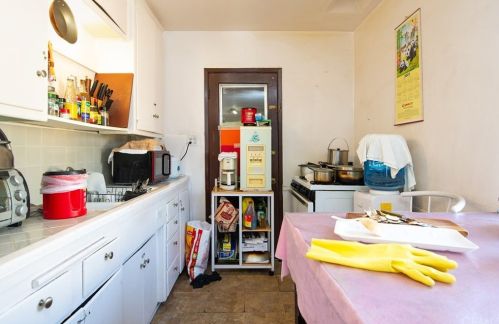 1026 Columbus Ave, Glendale CA  91202-2353 exterior