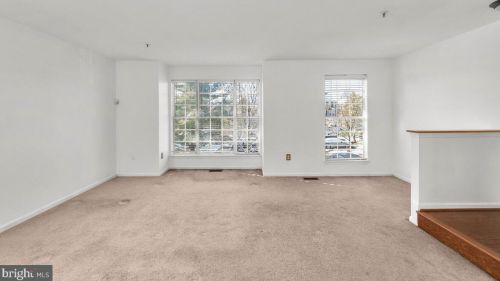 6100 Cliffside Trl, Columbia MD 21045-7412 exterior