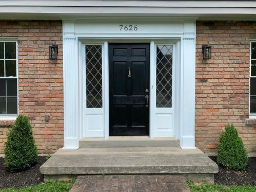 7626 Forest Rd, Cincinnati, OH 45255-4309