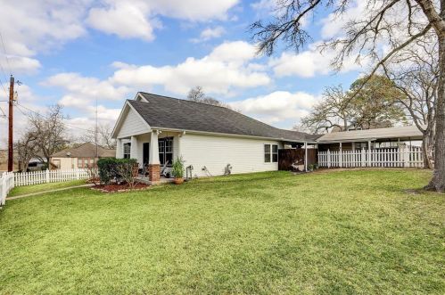 205 Miller St, Bellvue, TX 77418-1539