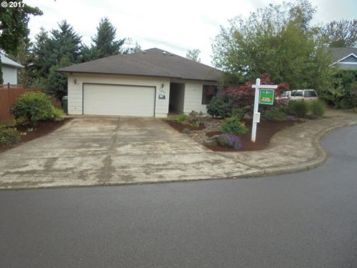 1007 2nd Pl, Dundee, OR 97115-9662