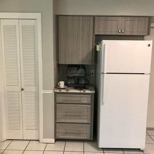 2708 Carnarvon Ln, Austin TX  78704-6430 exterior