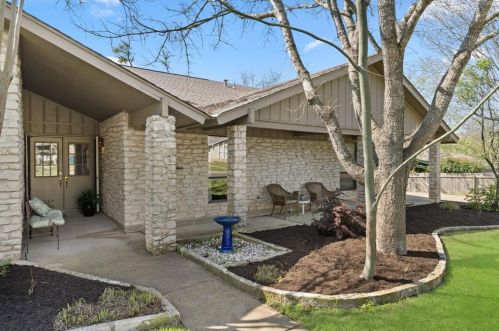 11503 Champion Dr, Austin TX  78750-3011 exterior