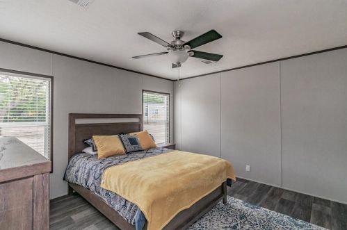 6152 Adelbert Dr, Fort Worth TX  76135-5226 exterior