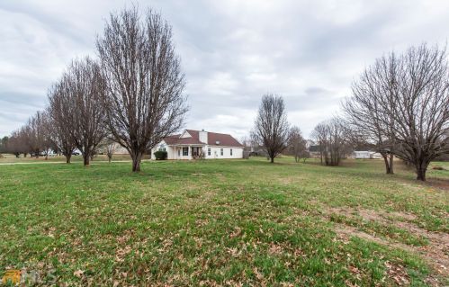820 Spicebush Path, Locust Grove, GA 30248-3179