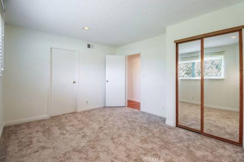 2491 Royal Ave, Simi Valley CA 93065-4765 exterior